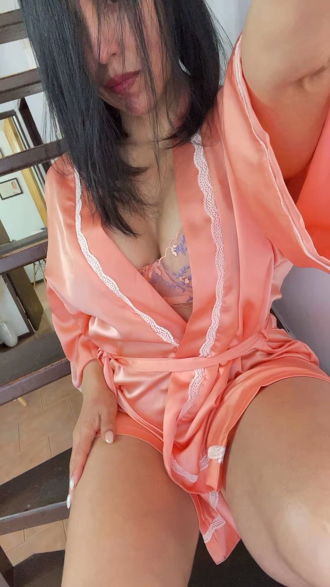 LuNaOcult's tweet photo. Mañanas de satén y encaje. 🍑 ¿Te gusta cómo empieza mi día?" 🌙🔥😈https://t.co/yhkRqduV00 https://t.co/qxD4t4Pc1e
