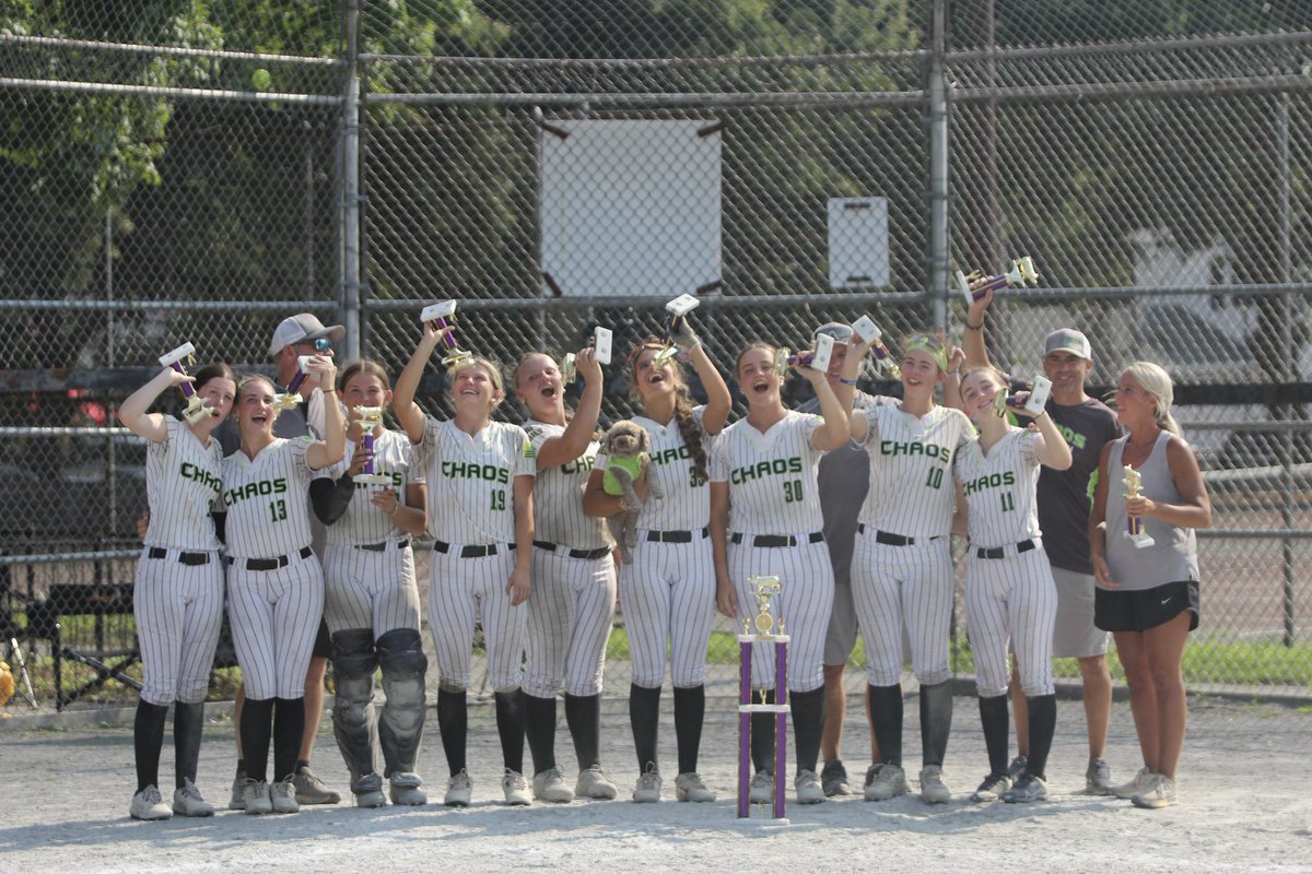 ChloeM2029's tweet photo. We closed out an unforgettable 3 year run with our 10th Tournament Championship yesterday! I will be forever grateful for the home SS Chaos provided and the skills, opportunities and friendships I have developed and found here! A special organization with incredible people! Special thanks to Jason, Kayla, Shayne, Ray, Brooke, Joe and my dad. And of course this crew! Love you all! @Riley_King10 @KaylaMartin_30 @elliotm_2029 @GiaGiovanello35 @GiabellaD2029 @AveryPanek2030 @MAbren2030 @AllieMPowers19 @Ss_chaos @SSChaosPremier