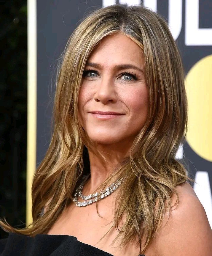 Jennifer1298886's tweet photo. if i asked you to kiss me on the lips, what would u do 🩷🌹👑❤️

#jenniferaniston #PakistanSaudiTürkiye
😘👀❤️ https://t.co/siXzOh8WEf