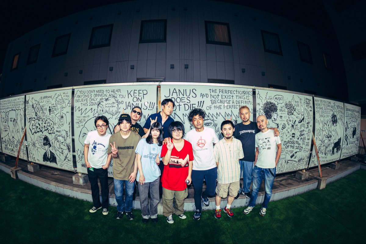 8otto's tweet photo. 8ottoの日ツーマンありがとうございました！出演してくれたNo Buses最高でした！またどこかでやりましょう👊

DAWAさんも素敵なBGMをありがとでした💿

見てくれたお客さんの楽しそうな笑顔にブチ上げられた夜でした！

次は12月大阪ワンマンで！

それまで制作に集中🧘‍♀️ https://t.co/l2Q1Q1siIs