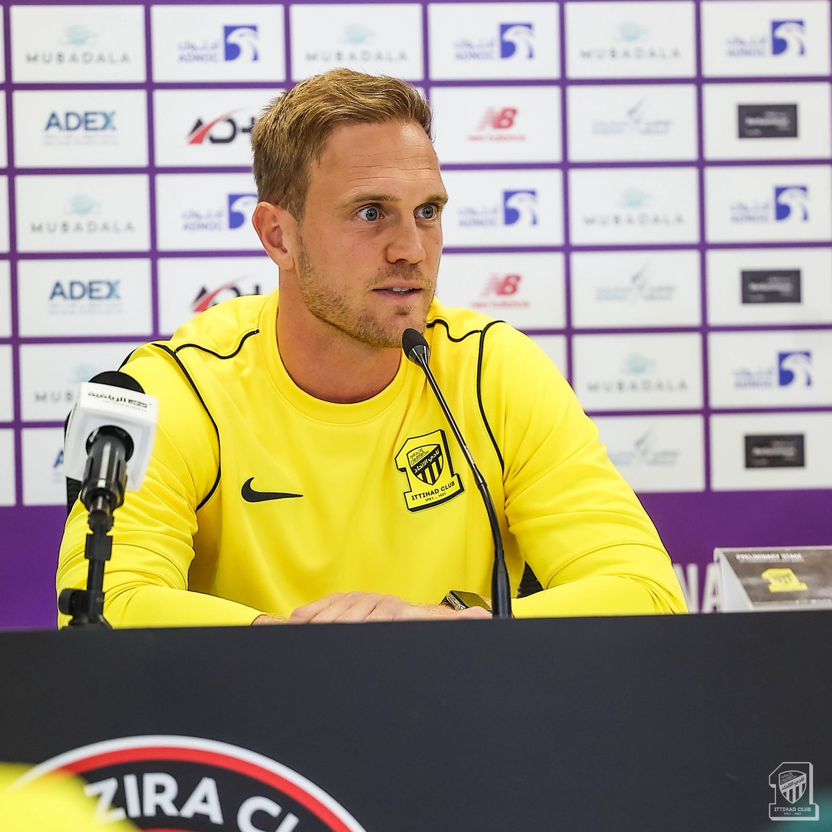 ittihad's tweet photo. 💬 المؤتمر الصحفي المصاحب لمواجهة #الاتحاد_الجزيرة الإماراتي ⚽️🎙️ https://t.co/ltylOsGjds