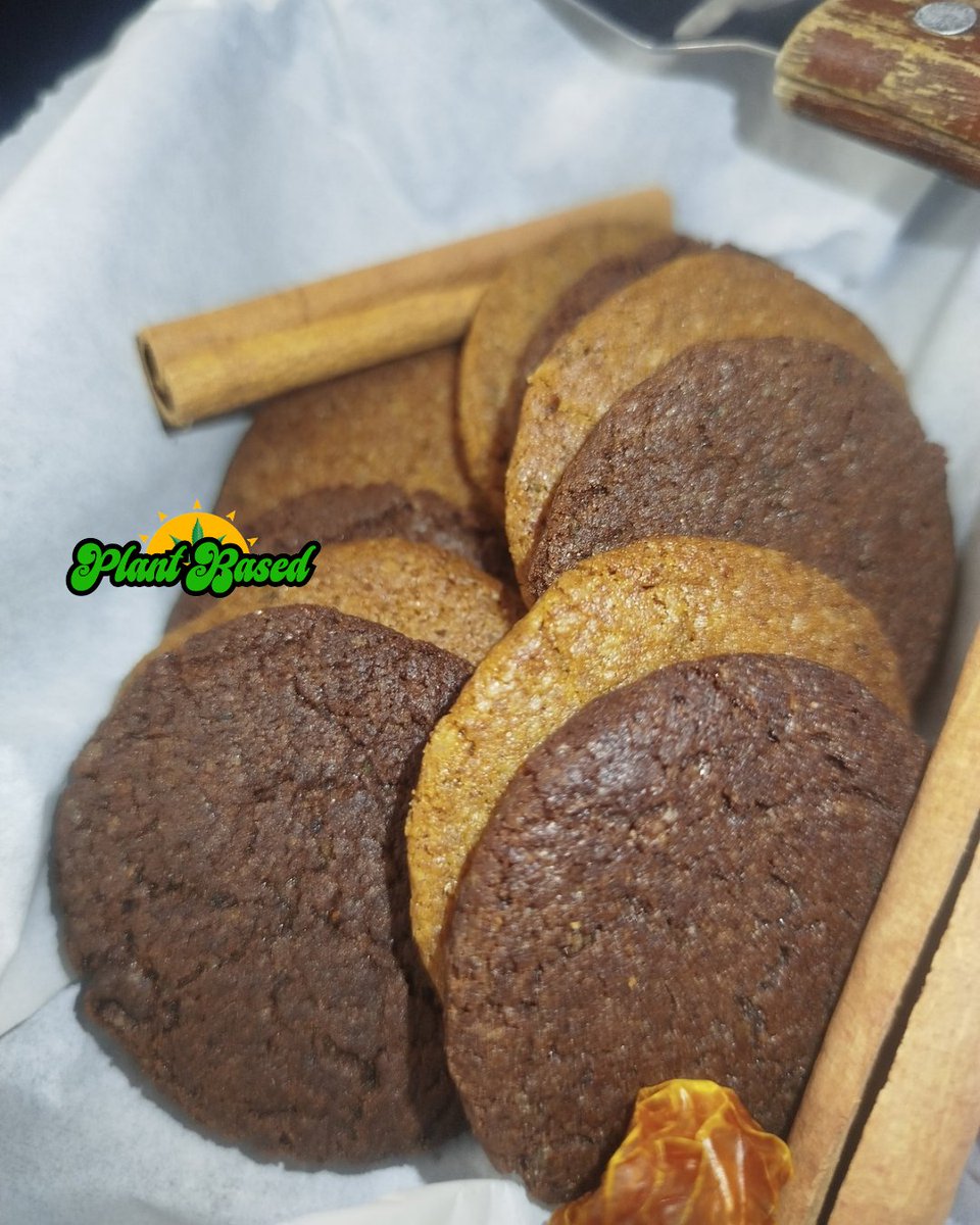 pb_edibles's tweet photo. 1 packet: 4 cookies |~32-36mg THC total.
Flavors: spicy chocolate & ginger snap.
1 cookie: ~8-9mg | Gives you a calm buzz that can last a few hours depending on your tolerance.
Plant Based comes with a detailed dosing chart so you stay in control of your #calitrip.
8k/packet https://t.co/DjwzoR60FI