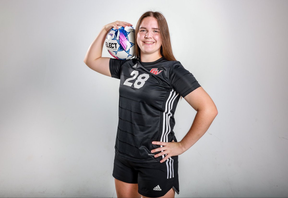 GVUWS_YWNWA's tweet photo. Happy Birthday to junior Blair Burnham! Hope you enjoy your special day! 🥳
#YNWA
#SURG’D https://t.co/VLwgDE83xX