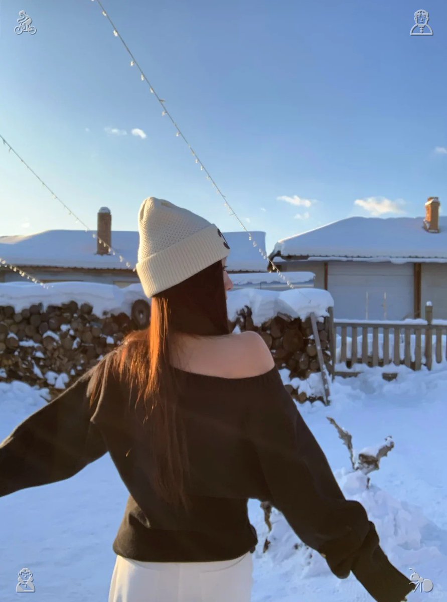 ryoUK32's tweet photo. Gazing out the window, Lila took in the softly drifting snow and a wave of satisfaction washed over her. It had never crossed her mind that a modest summer scheme to visit various bubble tea spots would bring her to this moment—feeling joyful, complete, and encircled by a nouri https://t.co/vJmLELo1Wz