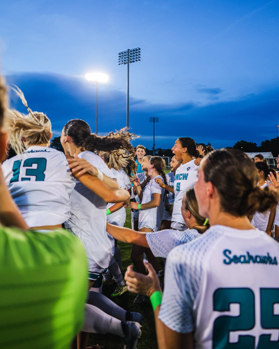 UNCWSoccer's tweet photo. fresh feathers comin’ 2027! 🍼

Congratulations to Associate Head Coach Colin Barnes and his wife, Jessica Barnes, on their baby boy!

#SeahawkSoccer https://t.co/xL63WaqFKZ