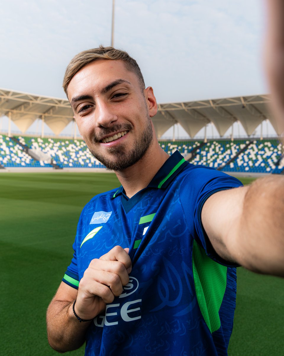 FatehClub's tweet photo. نسيج العز 👕
وألوان الفخر 💙💚 https://t.co/UmfKBu7Wsf