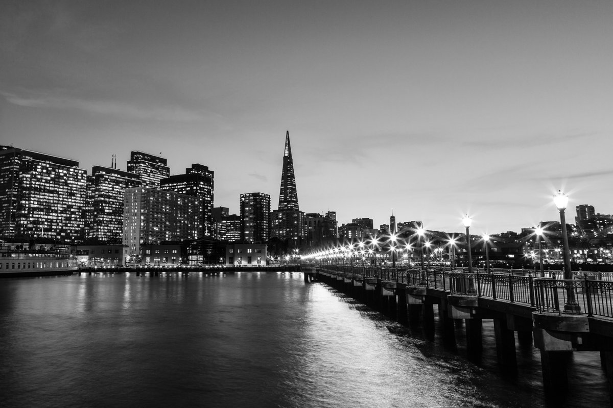 JohnGetchel's tweet photo. Happy #MonochromeMonday my friends!
Let's see your monochrome beauties!
Mine: Pier 7 San Francisco California. https://t.co/UNn3urv9az