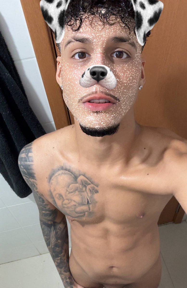 kvfonfon's tweet photo. o corpo / o rosto 

preferem qual rs?
https://t.co/60SIQAAZVq https://t.co/XuLxoiUN9i