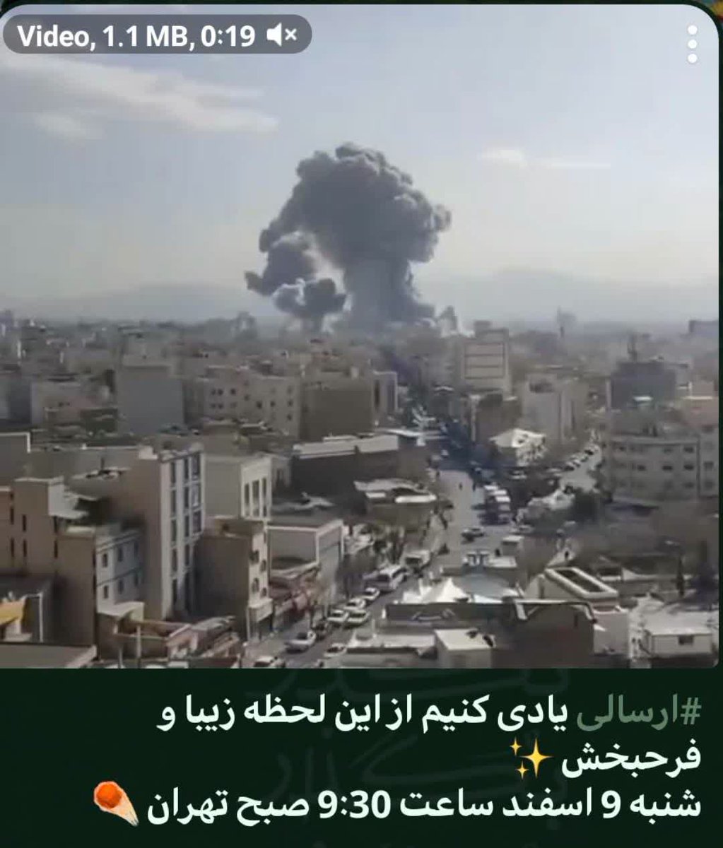 amirparamon's tweet photo. از هم وطن بودن باهاتون احساس شرم میکنم 
کلا موجودات حال بهم زنی هستید... https://t.co/rqnsJXMRyN