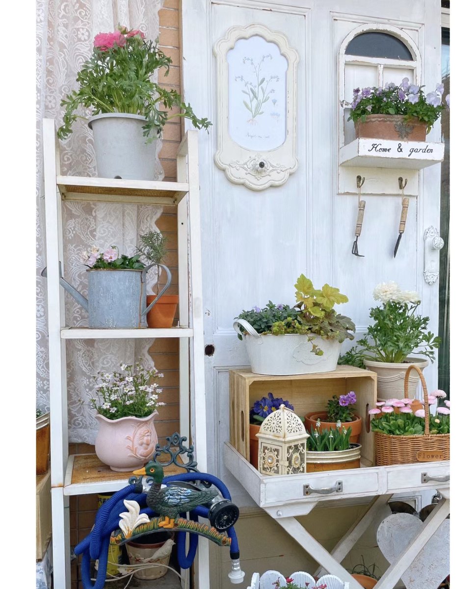 lalothom's tweet photo. Clearing out old stuff this weekend! Donate clothes you no longer wear, upcycle old jars into planters, or sell small items for some extra cash. Small steps = big decluttering wins. https://t.co/oZZvGKM75E