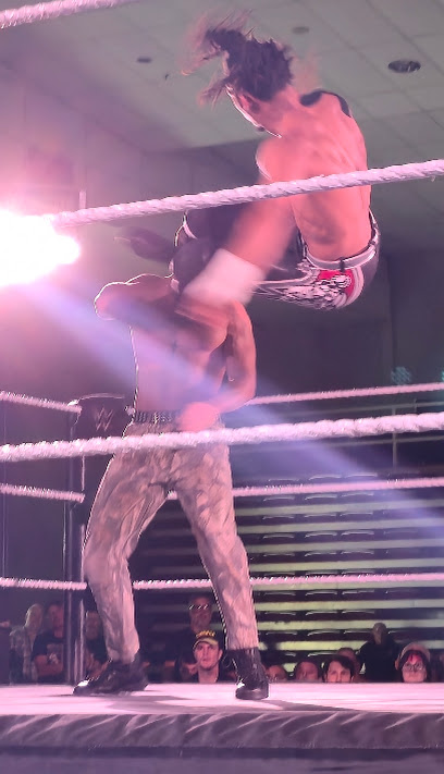 CarlosStoneking's tweet photo. Eli and Eli sounds like a firm you can trust and trust that @EKProsperr is the human highlight reel #WWE #WWENXT #NXTMelbourne https://t.co/cmzitr2Yse