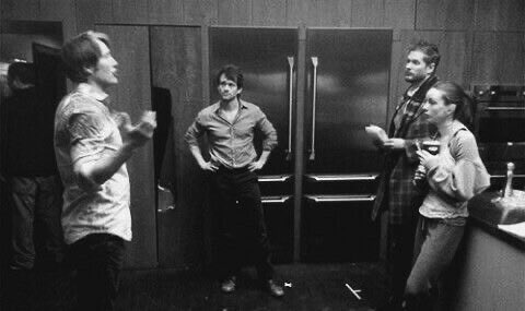 terrorful79301's tweet photo. dinner party discussions 
(Mizumono behind the scenes) https://t.co/M4JxKEbHl1