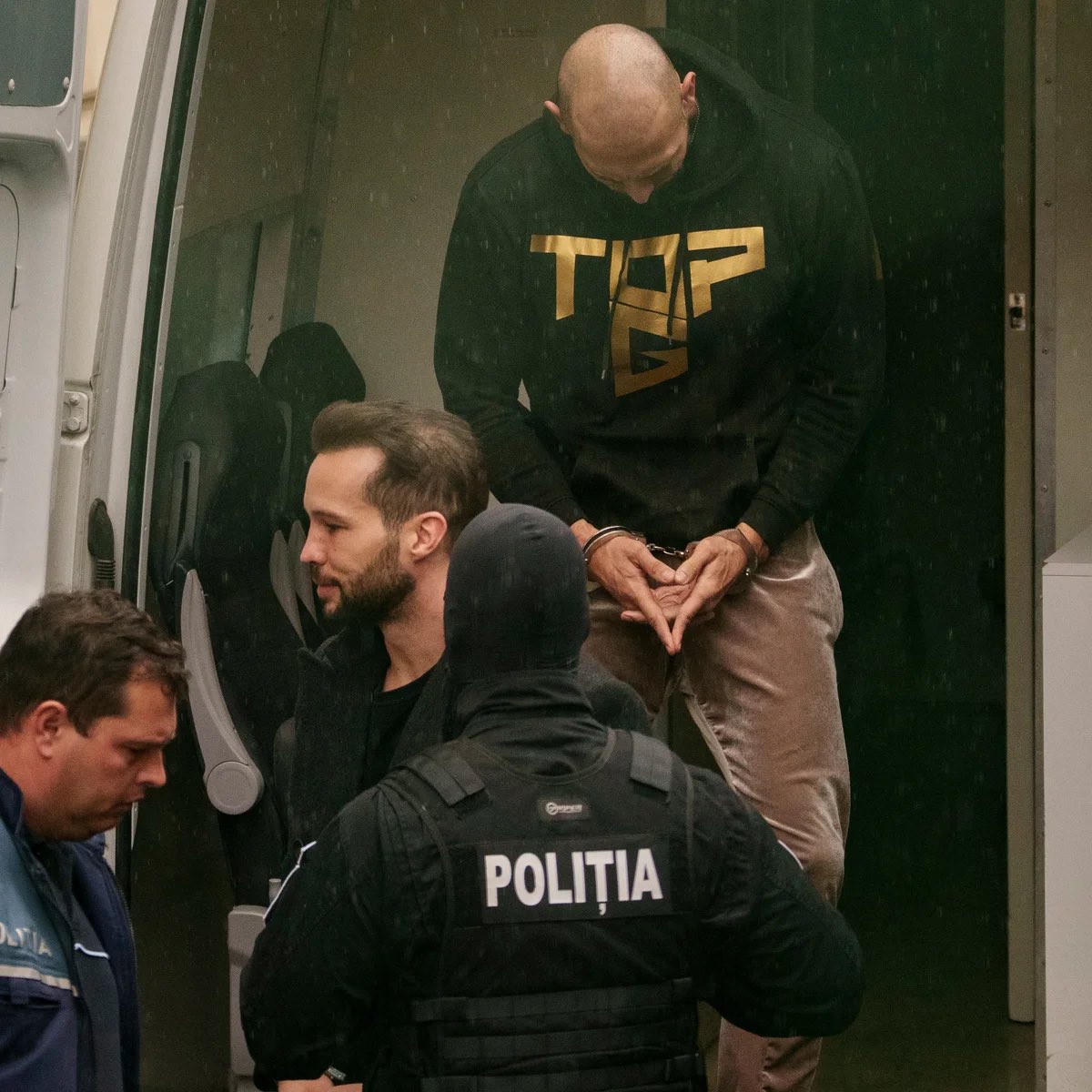 therealworld_ai's tweet photo. 🚨🇺🇸 BREAKING: Florida Detention Center deployed OC tear gas into Andrew Tate’s cell UNPROVOKED and DENIED him and Tristan of medical attention ‼️

They were helplessly locked in their cells when it happened. The gas poured into the Tates’ cell, burning their eyes, throats, and airways.

Andrew and Tristan had to soak their shirts in the shower to protect their face.

The Bureau of Prisons' own regulation demands immediate medical examination and treatment but Andrew and Tristan received ZERO medical assistance.

They are trying to seriously HURT the Tate brothers. What happens next? 

WE NEED ANSWERS 💔 #FreeTheTates