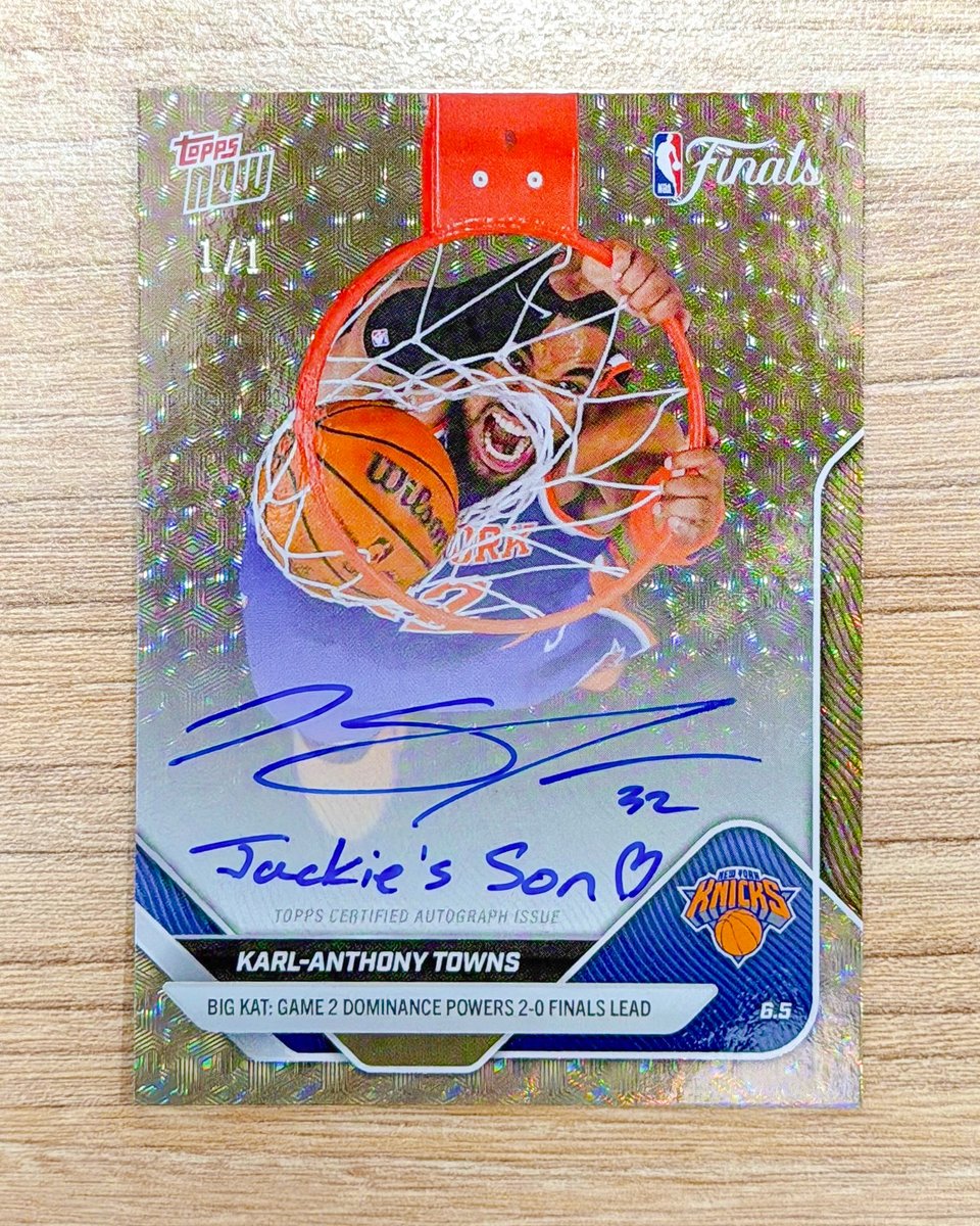 Topps's tweet photo. KAT just wrote 'Jackie's Son' on the 1/1 card celebrating his monster NBA Finals Game 2... 

@KarlTowns said he prayed to his mom, Jackie, before the game-clinching final possession. https://t.co/0FN4Rv7f0n