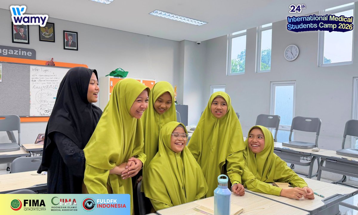 byIMAKSA's tweet photo. 🩺 شاركت طالبات المخيم في تقديم أنشطة توعوية وتدريبية لطالبات المدرسة، لتعزيز المهارات الصحية وصناعة أثر مجتمعي. 🤍

🩺 Participants delivered interactive health education and practical training, promoting essential health skills and community impact. 🤍

#IMSC2026
#IMAKSA #WAMY #FIMA