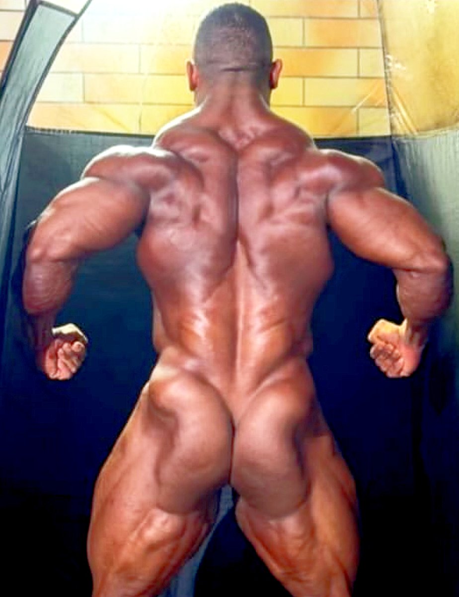 BodybuildersHOT's tweet photo. π https://t.co/rLAEzlK6IV
#bodybuildingbackstage #bodybuilding #backstage #muscles #bodybuildingtan #protan #ifbbpro #bodybuilder #tanningsession #bodybuildertan #tanning https://t.co/cowWDqD3va