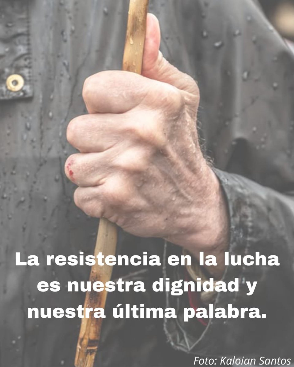 CORREPI's tweet photo. Que no esté prohibido NO lo hace LEGAL
Exigimos que se se investigue el operativo de represión implementado 6/8 y especialmente el accionar de policía de civil.

Luchas no es delito
Libertad a Milton y Eneas, presos por luchar
BASTA DE REPRESIÓN https://t.co/WexVZtpIB1