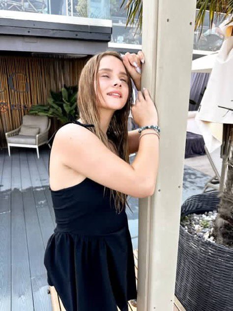 ValeriaNehuern's tweet photo. My summer holidays at home in Odesa are coming to an end, and I will be returning to Tallinn for school; I will also need to find a new rhythmic gymnastics club where I can continue my gymnastics career. 🖤🐞 https://t.co/XH60ILRWc3