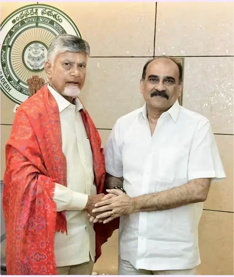 RebellionTweet's tweet photo. జనసేన పార్టీలో మాజీ మంత్రి బాలినేని శ్రీనివాసరెడ్డి (వాసు) గారికి కీలక బాధ్యతలు దక్కనున్నాయి. త్వరలోనే ప్రకటించనున్న పూర్తి స్థాయి రాష్ట్ర కమిటీల తర్వాత ఆయన పార్టీ నిర్మాణంలో కీలకపాత్ర పోషించనున్నారు. ఇప్పటికే జాయినింగ్స్ కమిటీ, పార్లమెంట్ పరిశీలకునిగా పవన్ కళ్యాణ్ గారు ఆయనకు కీలక బాధ్యతలు అప్పగించారు. #JanaSenaParty #APPolitics