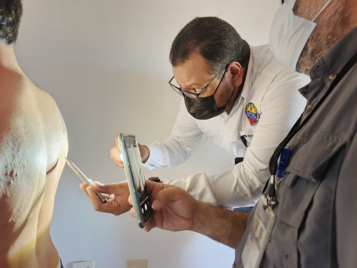 SENAMECFBarinas's tweet photo. En cumplimiento de las garantías constitucionales, el equipo multidisciplinario del #Senamecf ejecutó un abordaje pericial integral dirigido a la población penitenciaria bajo custodia en el Destacamento de Seguridad Urbana #DeSur Barinas https://t.co/hwEvZL2ppK
