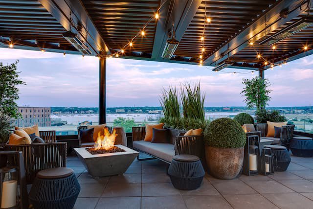 luxurygroup's tweet photo. Canopy by Hilton Portland Waterfront in Portland - Maine, United States. #portlandmaine @hilton_portland_maine #besthotelsinportland https://t.co/NhyeCFOBWR https://t.co/WnbWH88yPJ
