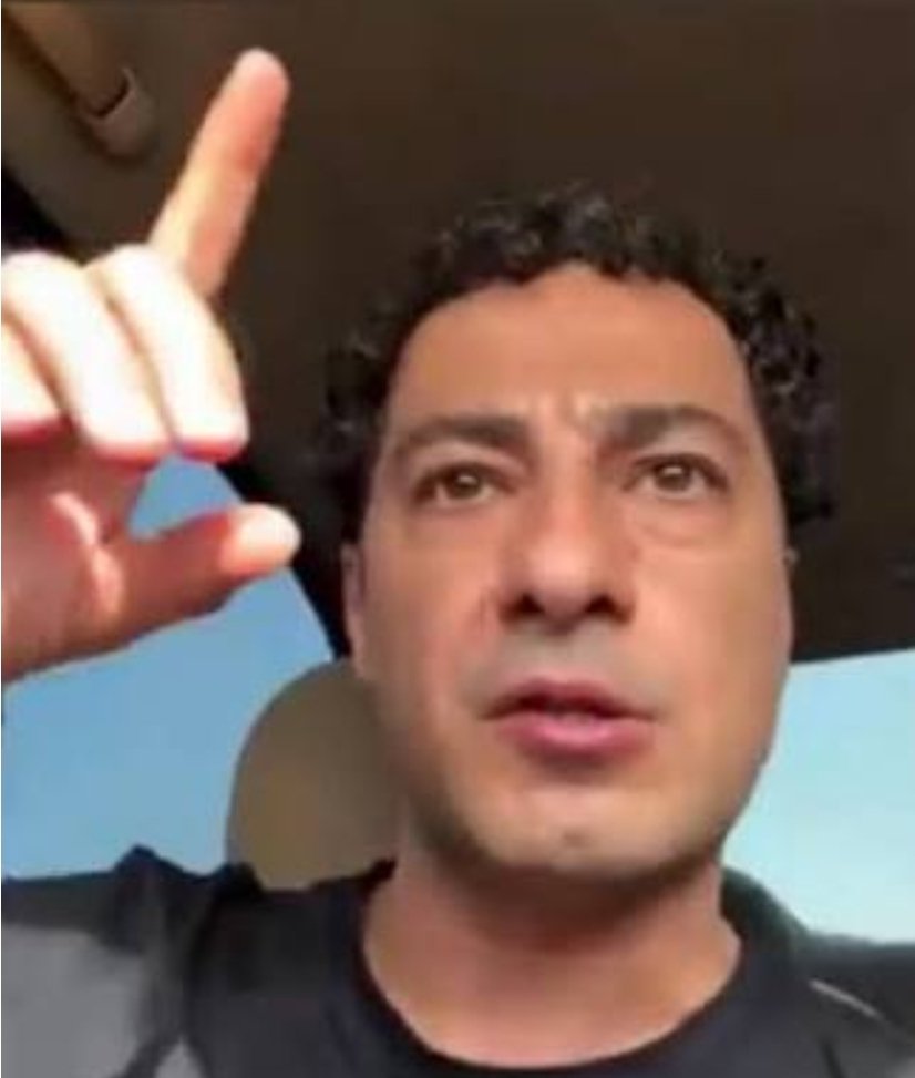 theehsanahani's tweet photo. سه‌تا از دوستای نزدیکم به یه فیلم با اختلاف چند ساعت از هم توی Letterboxd ستاره دادن؛
امیدوارم اشتباه شده باشه. https://t.co/i1N8WIGspr