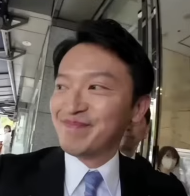hyosuke22's tweet photo. 考えてみてください。
こんなキモイ方があなたの会社の社長だったら？
しかも強烈なパワハラ持ちだったら・・・
がんばって働く気になりますか？
ミス連発、財政悪化の原因は職員の士気低下＆能力低下
みんな元彦が原因 https://t.co/wUdFcpXkyd