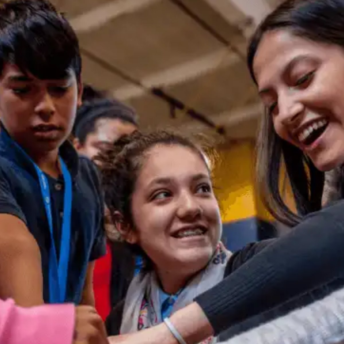 theTSIN's tweet photo. Through @DoW_STEM students and educators can explore internships, scholarships, competitions, camps, mentoring programs, and hands-on STEM experiences that connect learning to real-world opportunities.

Discover opportunities for Tennessee learners: https://t.co/B9D9Lsne11 https://t.co/lC8YZ7LzId