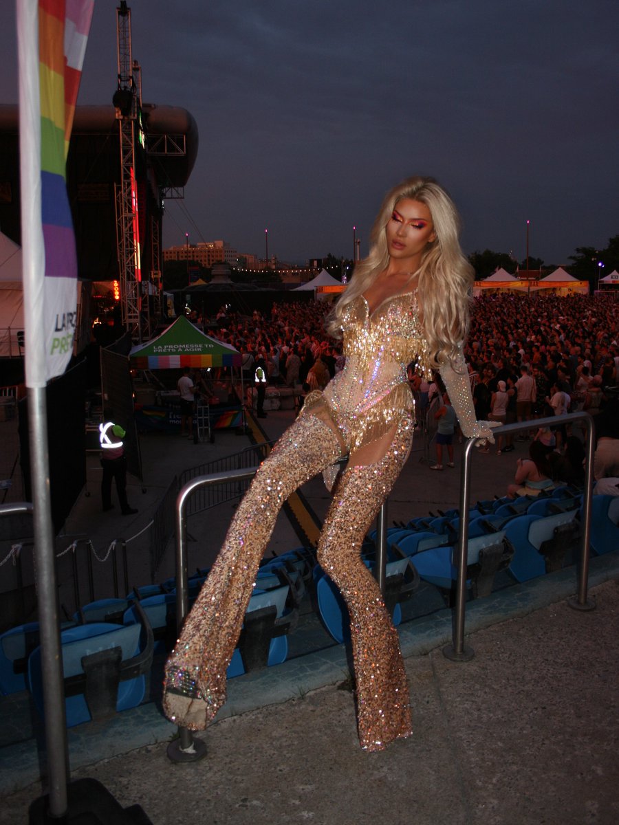 DragBasee tweet picture