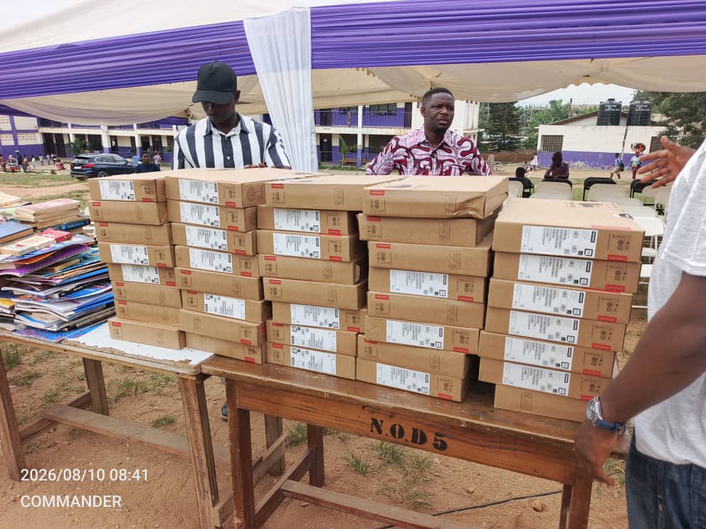 sonofjacob98's tweet photo. More pictures from Hon Frank Annoh-Dompreh’s beautiful donation to schools in Nsawam-Adoagyiri.
#LeadershipOfService https://t.co/Fl6r0hh3kq