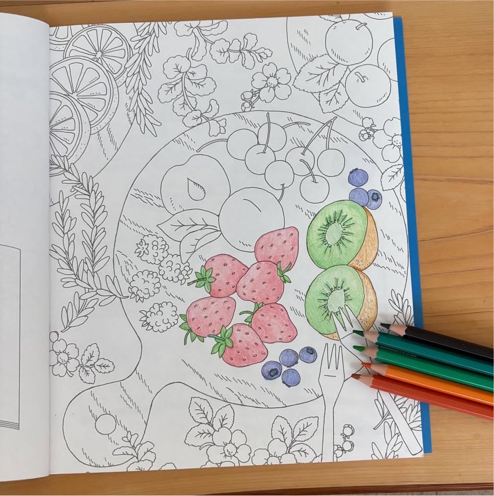 shaaa_keee's tweet photo. 勉強してるふりして、塗り絵ずっとしちゃってたヨ️🖍📕 https://t.co/5Y1E5lFiwq