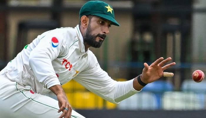 AamirSays18's tweet photo. BREAKING 🛑 Shan Masood will miss 4 day practice match | Shan masood finger injury update
#pakvseng #cricket https://t.co/f2bVBWDSEC