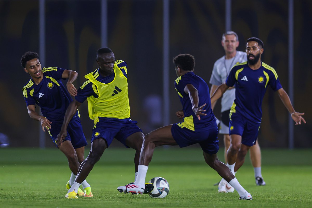 AlNassrFC_EN's tweet photo. Building day by day 🔋💛 https://t.co/2ssIFuk7Lk