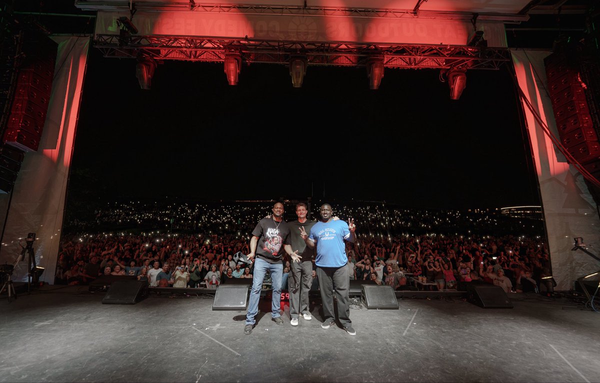 mattrife's tweet photo. Thank you Halifax! Over 24,000 ppl! ❤️❤️ https://t.co/Qhn5NTDpMu