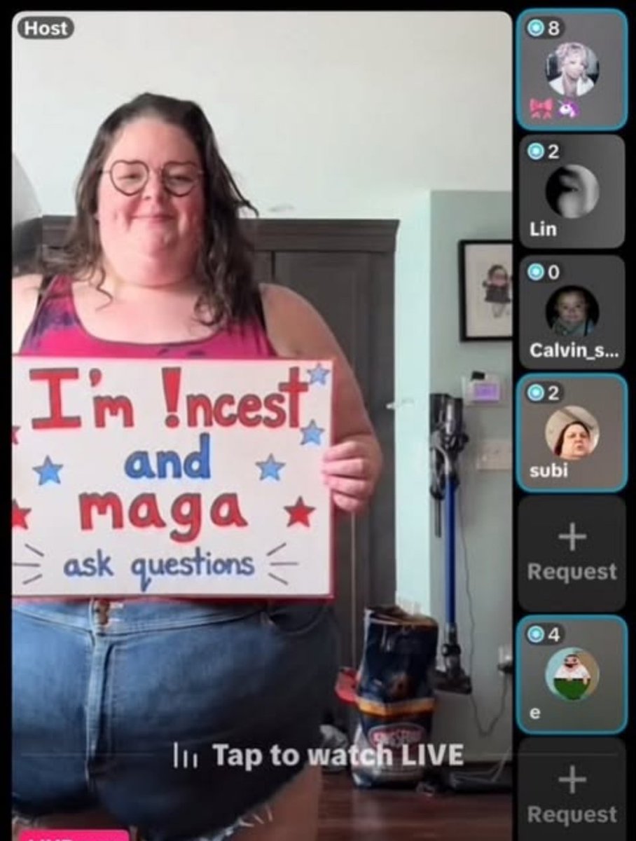 Tear_mcberry2's tweet photo. youtube shorts when your naked grandma swings her saggy boobs around https://t.co/n611KzzsLo