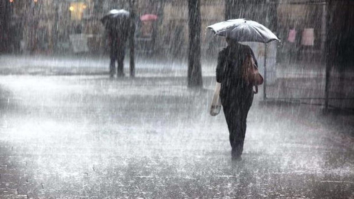 legitfacts18's tweet photo. ๐ง๏ธ Monsoon conditions continue across Nepal, with heavy rainfall forecast in three provinces today. People in vulnerable areas are urged to remain alert for possible floods, landslides and other weather-related hazards.
#Nepal #Monsoon #WeatherUpdate #HeavyRain #LegitFacts https://t.co/LbRuEmoZ1t