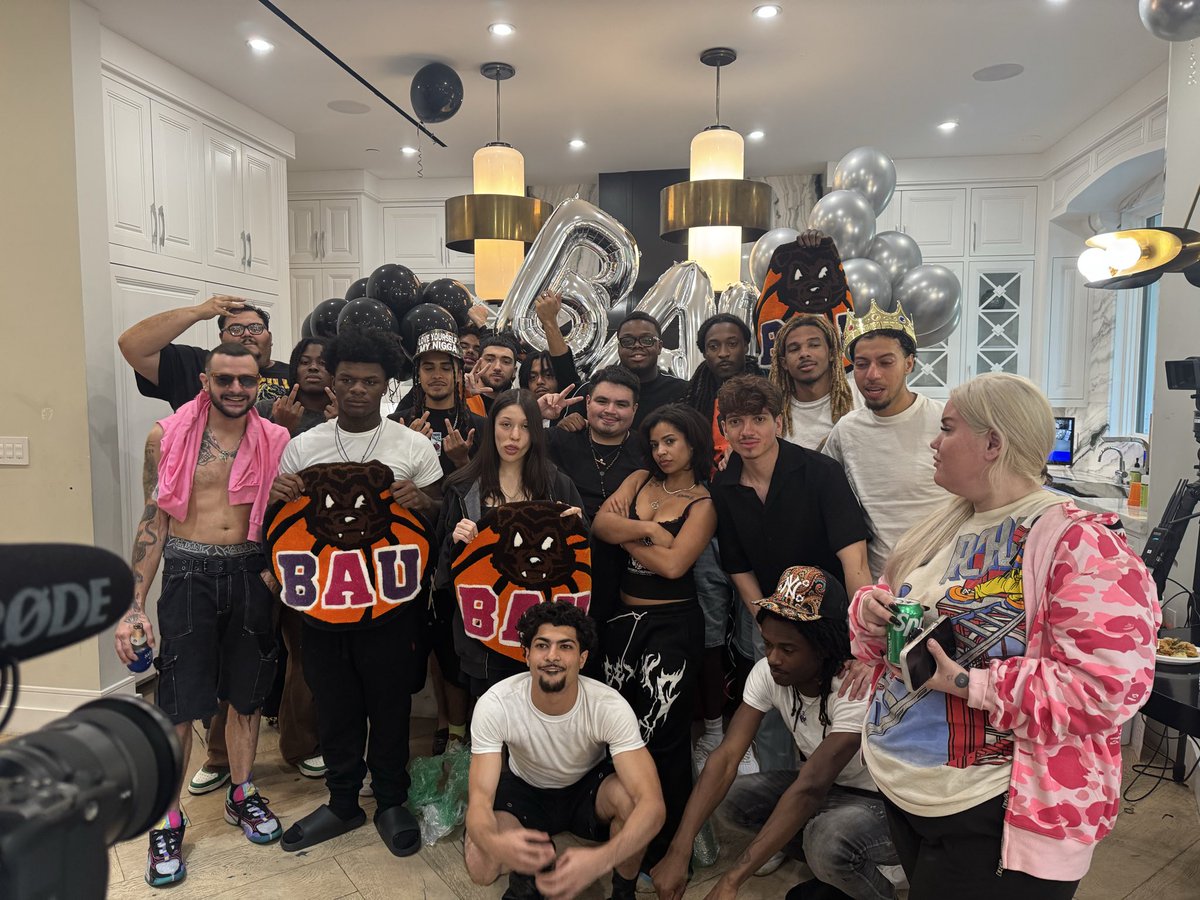 Dippinzz's tweet photo. 15✅❤️❤️ https://t.co/vrVChXaOvm