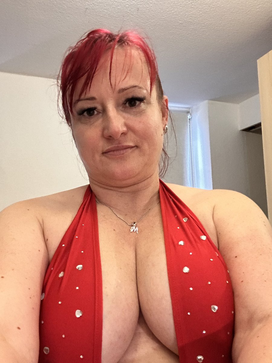 Christine517v tweet picture