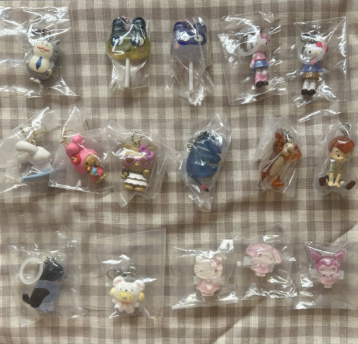 hanatarojjj's tweet photo. 【交換】
ガチャの交換お願いします✨

譲：写真一枚目
求：ズートピアのめじるし(ニックとジュディ)

郵送または横浜駅(みなとみらい周辺)手渡し可。(東京駅もタイミングによって対応可能)
条件合う方いましたらよろしくお願いいたします！ https://t.co/nakNYLWuBH