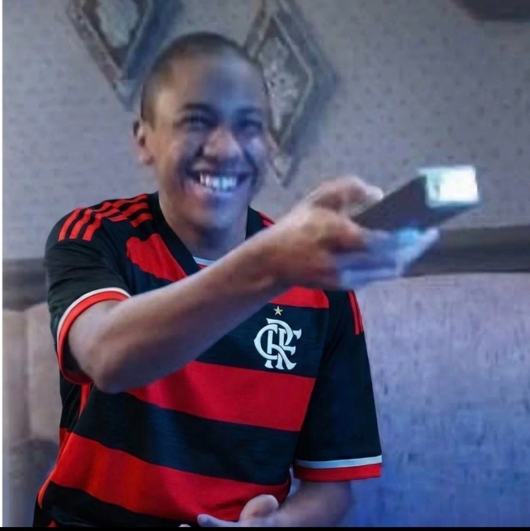 Ash1895_'s tweet photo. @NandoCabuloso @trollflamengo repete pra mim quantas libertadores https://t.co/HJvgcYqcsQ