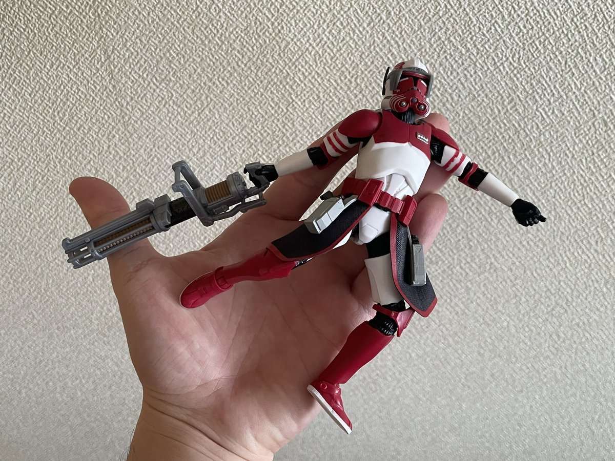 moviefanatic07's tweet photo. ブラックシリーズのコマンダーソーン、だめだ、カッコ良すぎる✨

劇中での勇姿はSWシリーズの中でも屈指の名シーンだと思う、、、！ https://t.co/cXqrxB6lvO