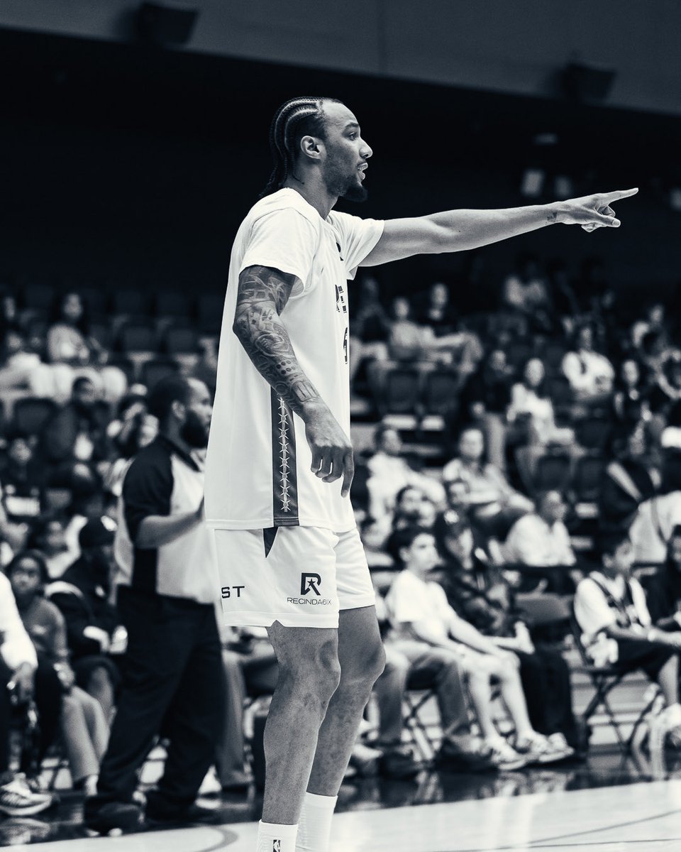 905shooter's tweet photo. 2026 Rec In Da 6 Pro-Am game featuring a marquee matchup between Canadians @dillonbrooks24 &amp; @ItsAJLawson at the UofT Goldring gym. Special thank you to Elevate Others! #905shooter https://t.co/K5gp9hT7PK