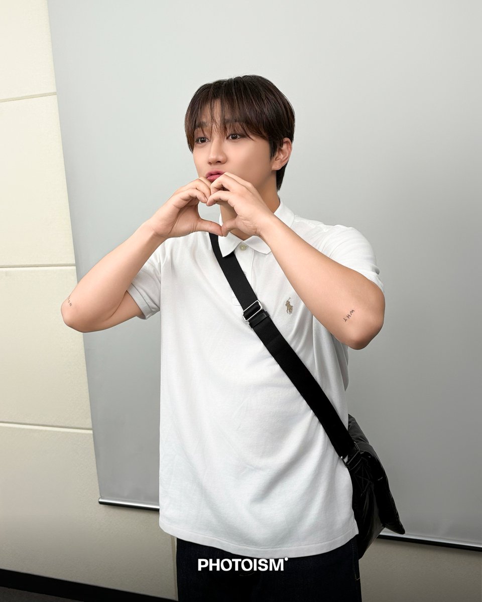 photoism_behind's tweet photo. PHOTOISM X 홍주찬

오늘도 귀여운 쭈차니 (●´ω｀●)

#포토이즘 #홍주찬

ONLY IN PHOTOISM https://t.co/DVVxQL23c0