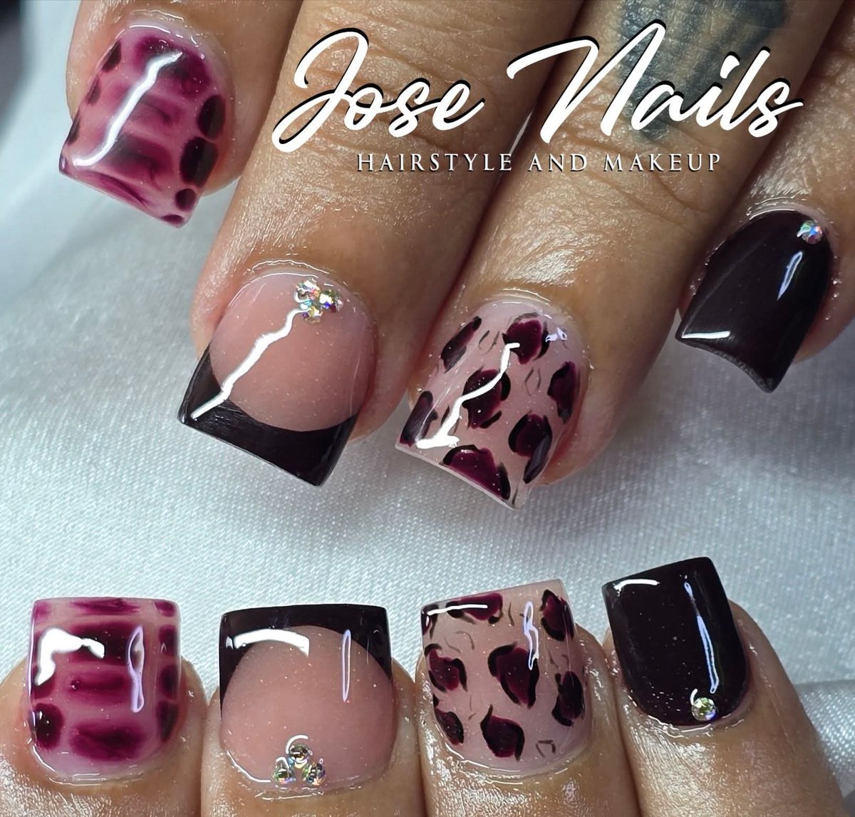 JESPADA's tweet photo. #colorvino de #cuccio 
#cover de #tones 
#topgel de TT Nails Studio 
#josenailshairstyleandmakeup 
#nailsalon #nailtechnique #nailsboricua #nailsfashionnails #naileducation https://t.co/pdXXo45zu5