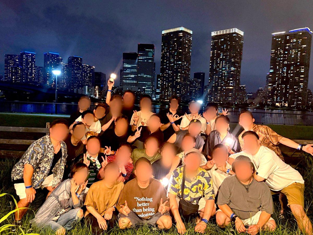 risonare_sb's tweet photo. 【第4回に向けて👊】
決起会という名のBBQ🍖イベントでした！

当団団長の誕生日も近かったこともあり、
ケーキプレートならぬ、
バーベキュープレートでお祝いしました🍰

暑さも気にせずメンバーそれぞれに楽しんでいて、
演奏会に向けて士気が高まりました❤️‍🔥❤️‍🔥

（イベント担当に感謝です🙇‍♂️） https://t.co/CEAgnIS82v