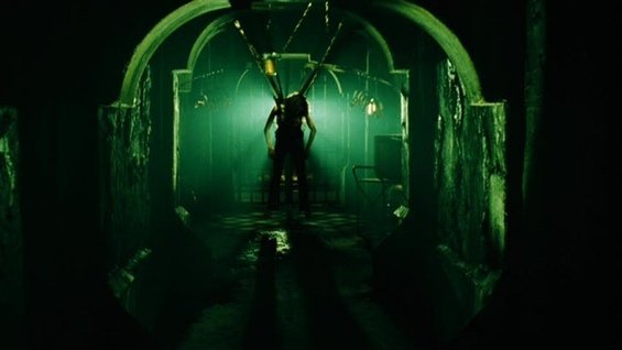 reycolabw's tweet photo. the angel trap, poor Kerry https://t.co/SBIMbXpMNU