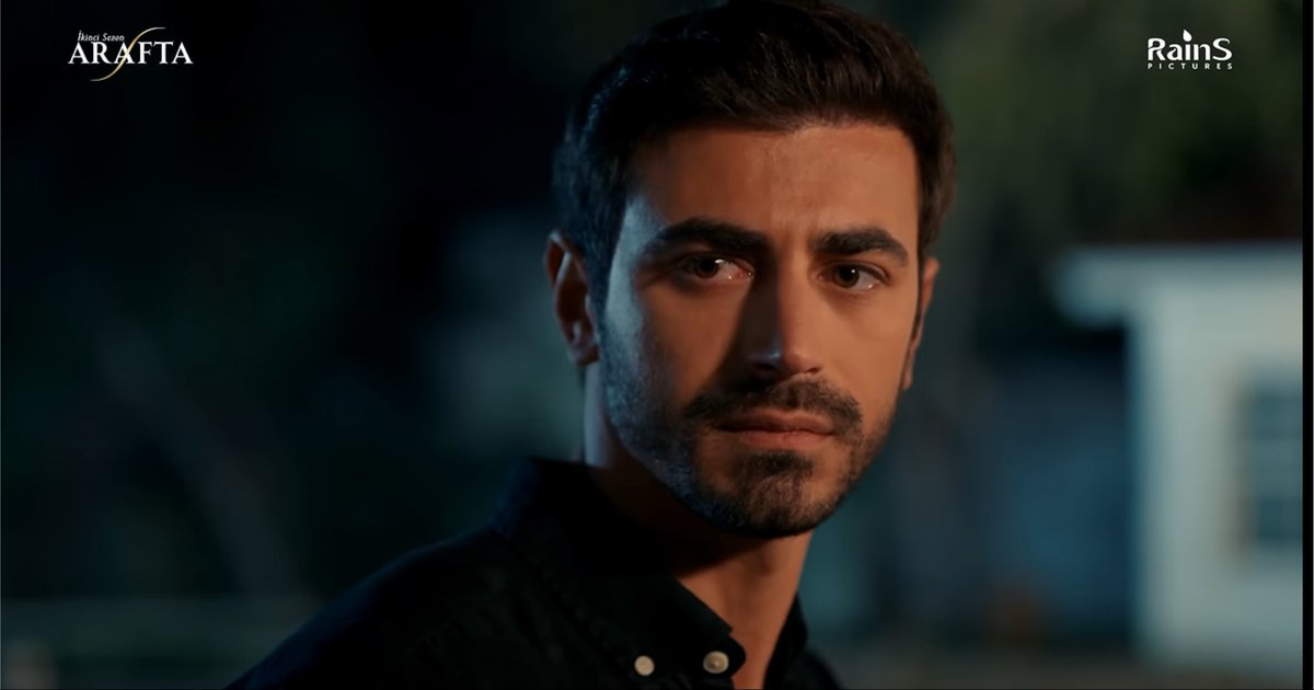 BiancaVilchez's tweet photo. My opinion on today’s #Arfata  episode—no one asked for it, but I want to share it anyway 🤣

I love how Eylül is being portrayed because her reaction feels real. Everyone has suffered, but she endured 20 years of abuse and was discarded worse than an animal. If we justified Ateş’s anger when he returned seeking revenge after everything he had suffered, then we should also understand Eylül’s anger now.

In seconds, she learned that her brother was alive, had a better life, never looked for her, and that she was left to die so Mercan could live. She doesn’t know everything we know, so even if her actions aren’t right, we can’t expect her to react differently until she learns the full story and gets to know Ateş and Mercan.

And I wouldn’t want to be in Ateş’s shoes either. Everything is so difficult for him right now. Emin is spectacular; he’s making us feel every bit of Ateş’s pain and suffering 😭

#MerTeş #EminGünenç