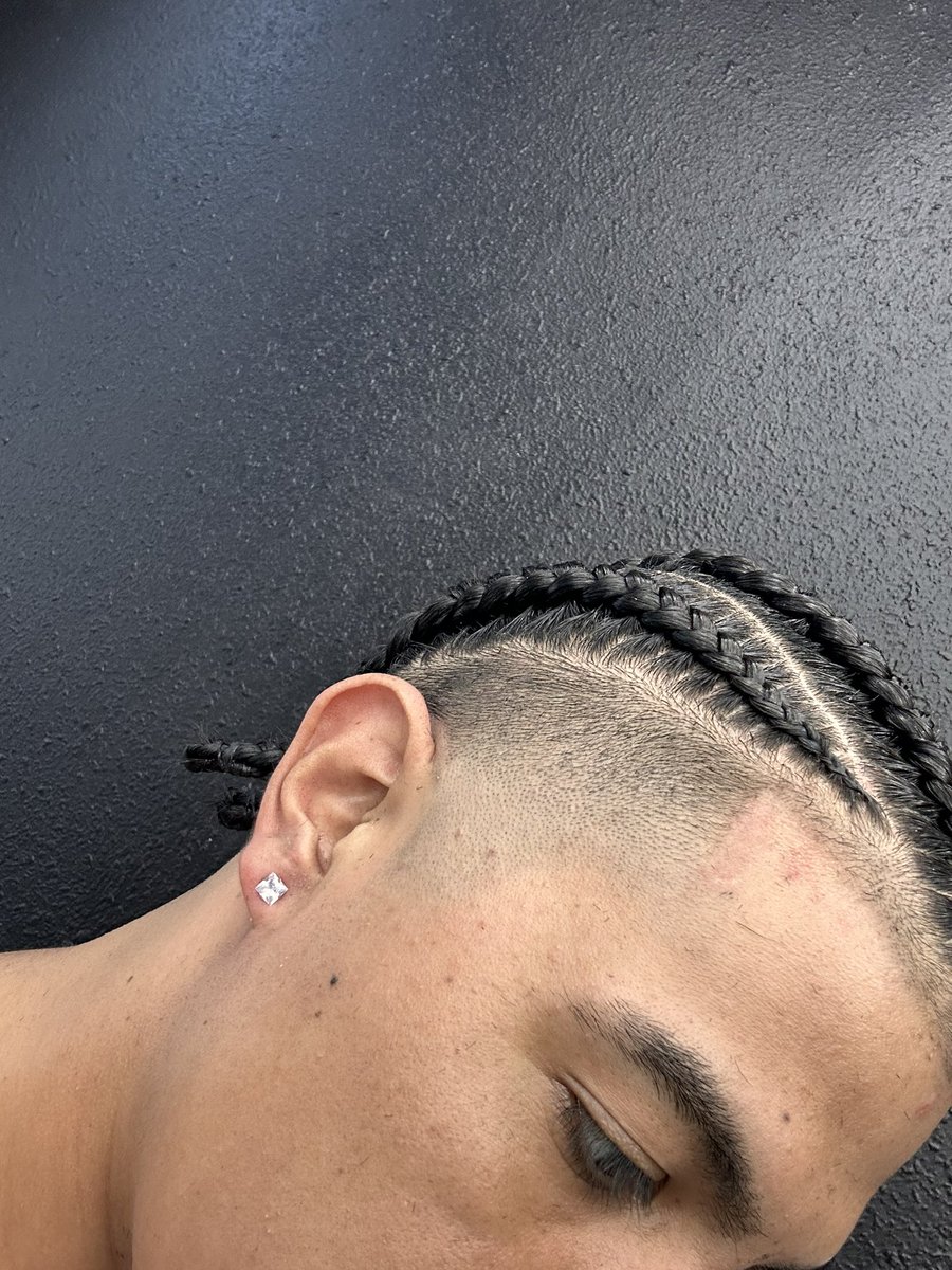 LILSNIFFER97's tweet photo. Let my shit grow while i was locked up🫨 https://t.co/gauQZ18f23