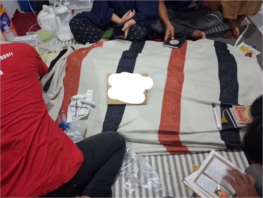 americhanoo_'s tweet photo. update’s , septi menghembuskan nafas terakhirnya di malam senin kemarin. semoga semua org bisa memaafkan almarhumah. amiin https://t.co/MBiXq3Q8p4