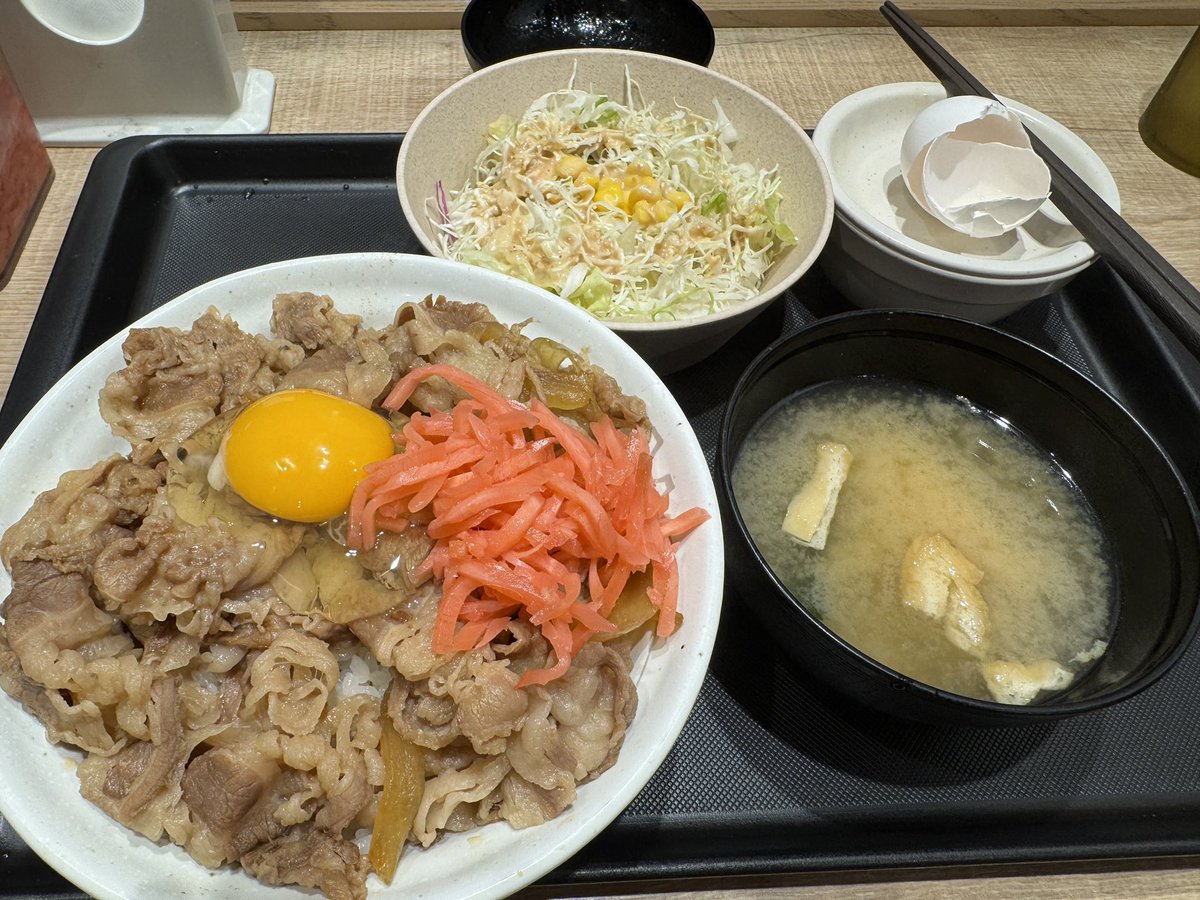 basyauma_com's tweet photo. 毎日腹筋頑張ったのでチートウィーク突入！ https://t.co/O1L3CDZ4J2